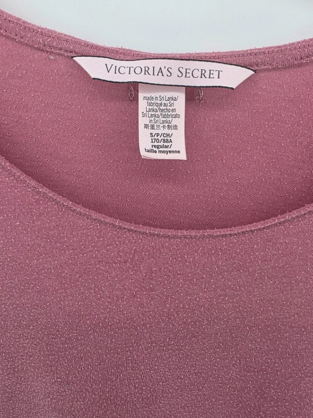 Victoria's Secret Pajama Set Pink Top &‎ Floral Capri Pants – Size S